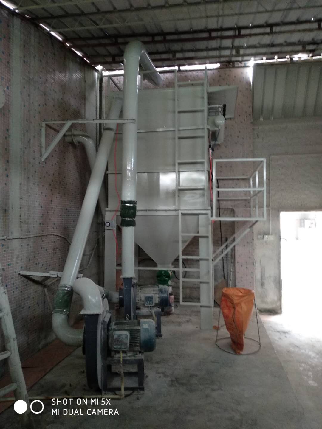 綠深脈衝布袋除塵器